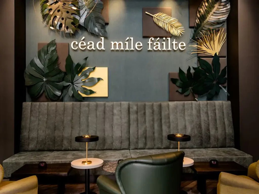 Our-World-is-a-Book-Motel-One-Dublin-a-hundred-thousand-welcomes
