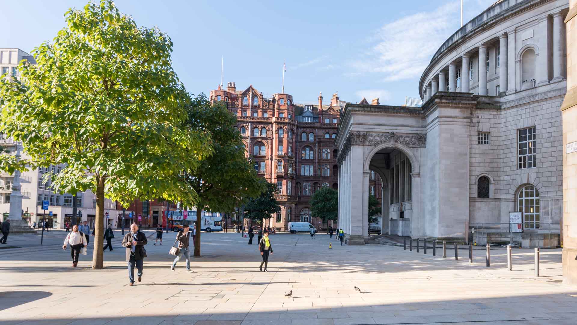 Our world is a book - Wilde Aparthotels Manchester St. Peter's Square - Featured
